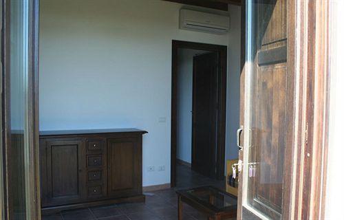 Agriturismo La Concordia Валдериче Екстериор снимка